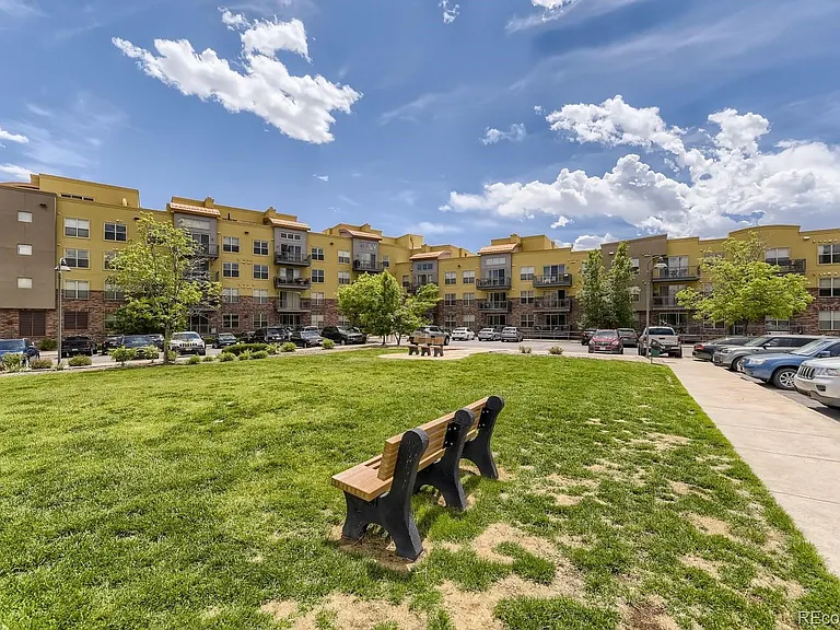 9019 E Panorama Cir #406 — Photo 2