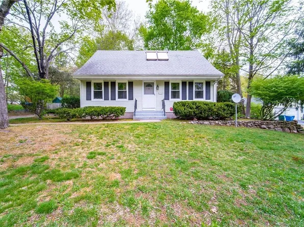 177 Vineyard Road, Hamden, CT 06517