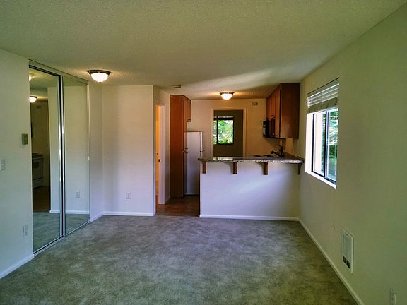 5th image of 12434 Ambaum Blvd SW APT 112