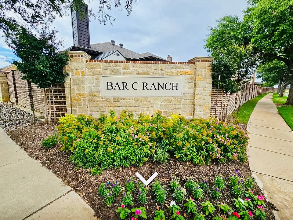 8012 Wyoming Dr