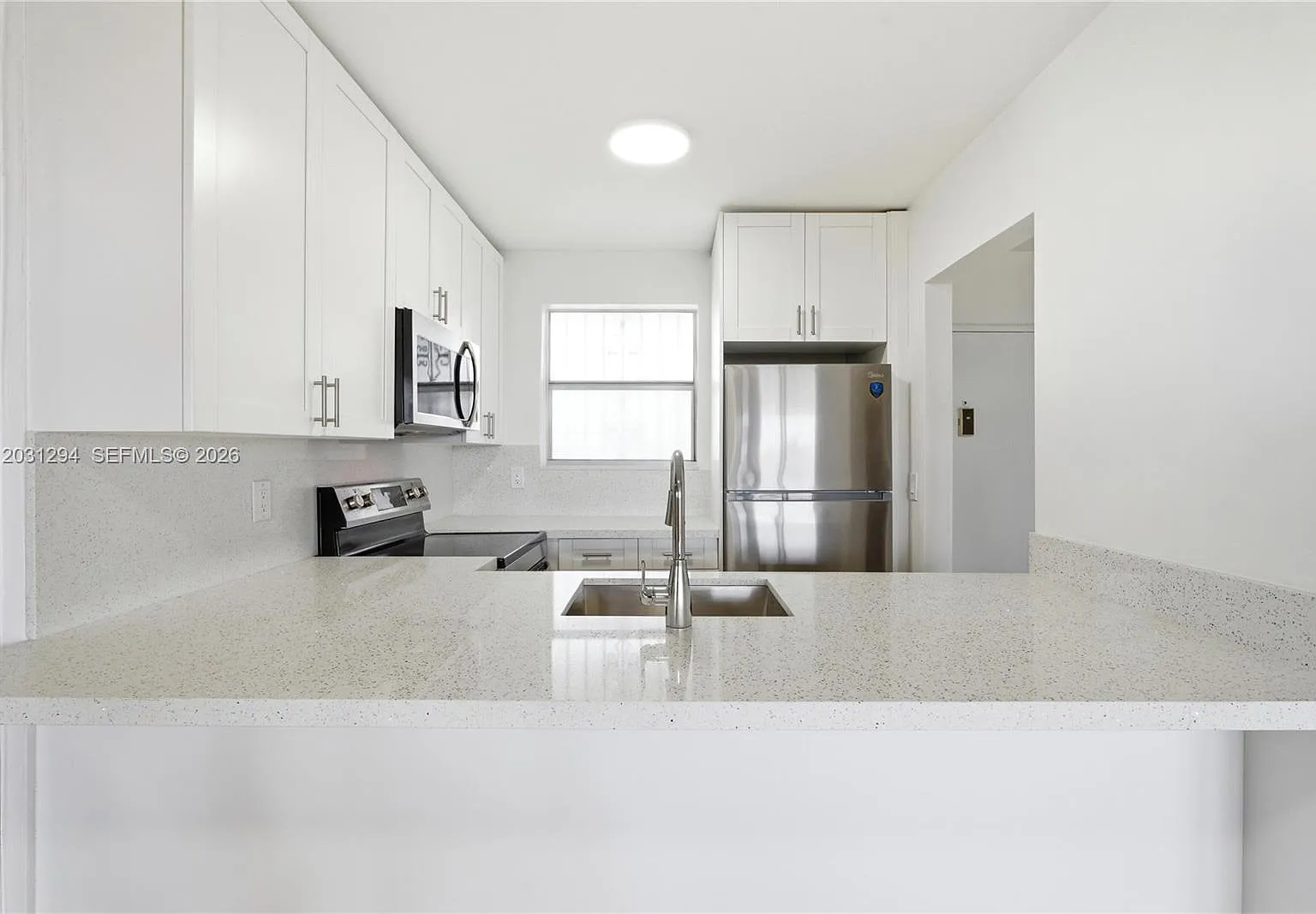 Coral Way Towers Condo — Photo 3