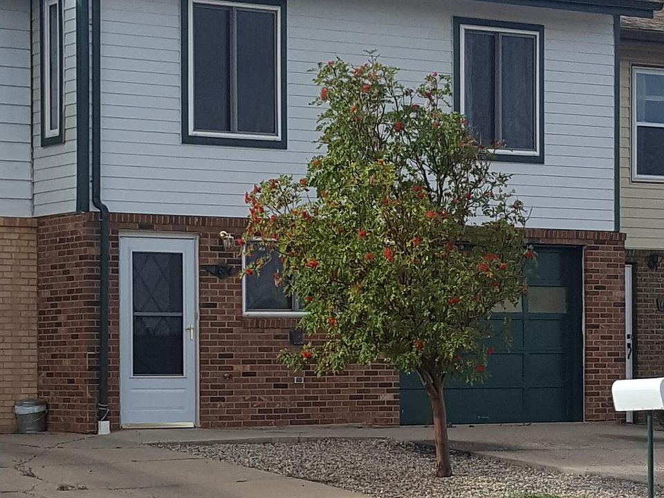 2nd image of 1614 Shield St