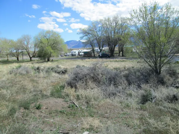 Hogback Rd, Plush, OR 97637