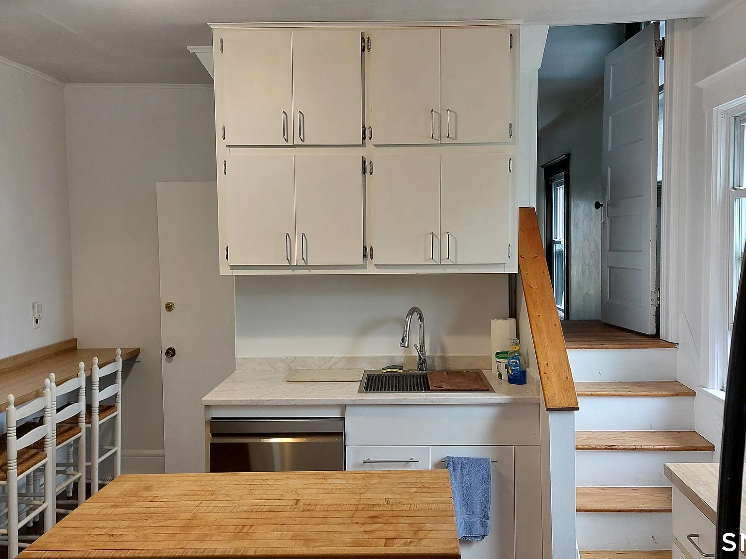 2 bed, 1.0 bath, 1430 sqft, $3,600 — Photo 4