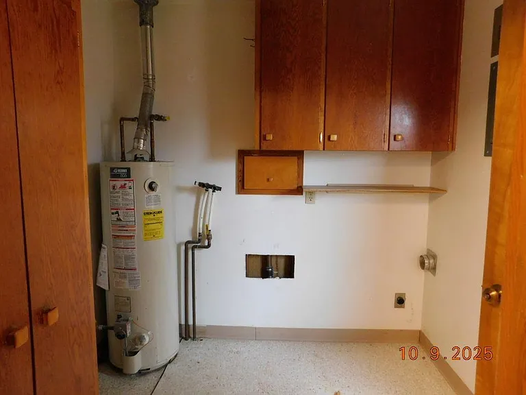 1720 Short St — Photo 22