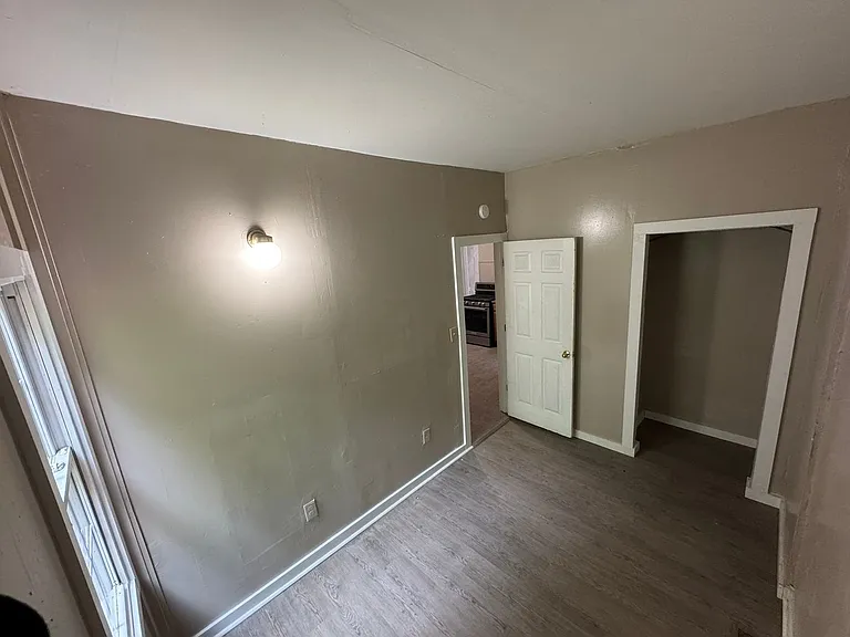 362 9th St #1 — Photo 32