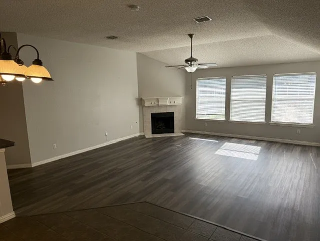 8806 Oakwood Ln — Photo 6