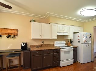 2004 Arkwright St, Saint Paul, MN 55117