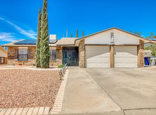 1527 Larry Wadkins Dr, El Paso, TX 79936
