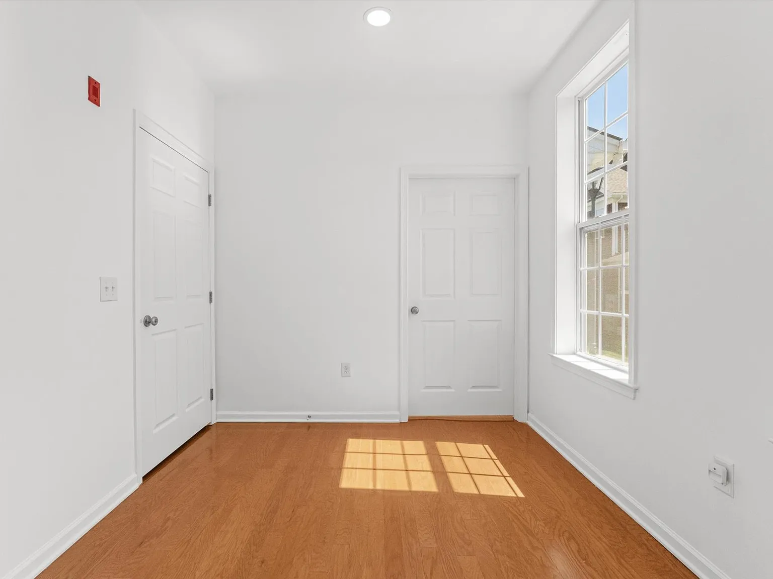 2 bed, 1144 sqft, $2,800 — Photo 4