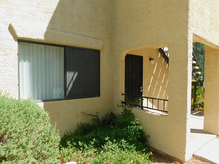 601 Cabrillo Cir #429 — Photo 17
