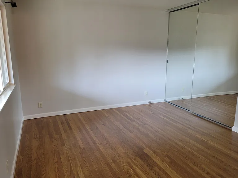 1013 Tulip Dr — Photo 22