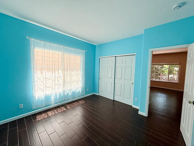 6047 S Walden Ct — Photo 11
