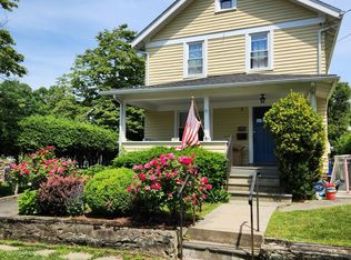 8 Rockland Pl, Old Greenwich, CT 06870