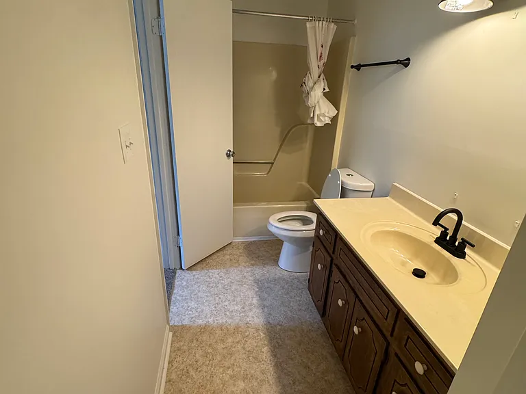 3032 Otter Ct — Photo 6