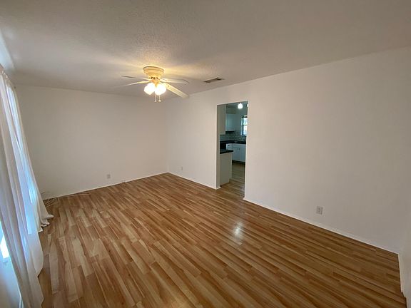 3rd image of 8311 Hathaway Dr Unit B