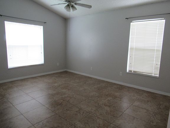 2nd image of 3801 Shawn Cir