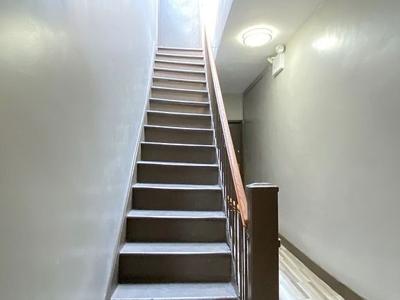 5th image of 295 E 10th St #16
