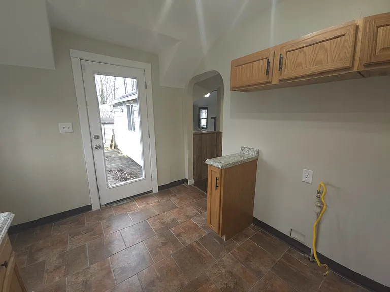 1430 Frederick Blvd — Photo 16