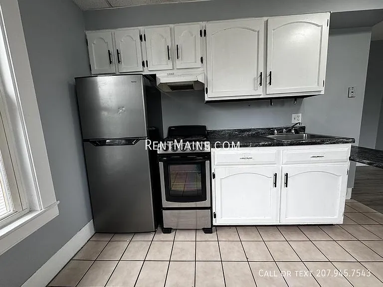 38 Oak St #3 — Photo 6