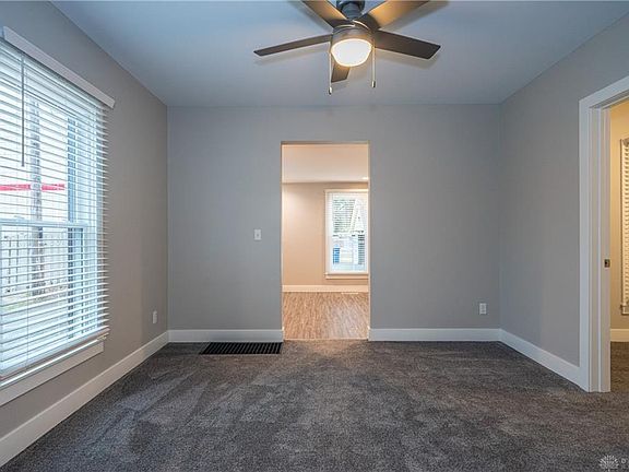 5th image of 1117 Bellaire Ave