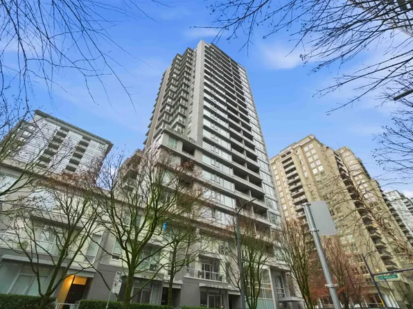 1001 Richards St #1701, Vancouver, BC V6B 1J6