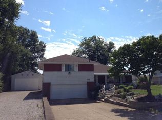 4876 Hendron Rd, Groveport, OH 43125