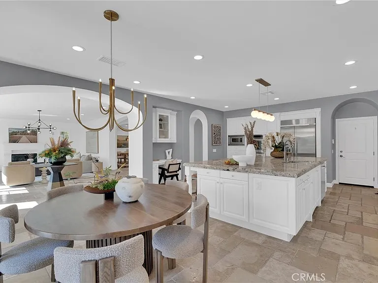 510 E Viewcrest Dr — Photo 25
