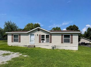 649 S Main St, Marion, KY 42064