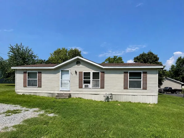 649 S Main St, Marion, KY 42064
