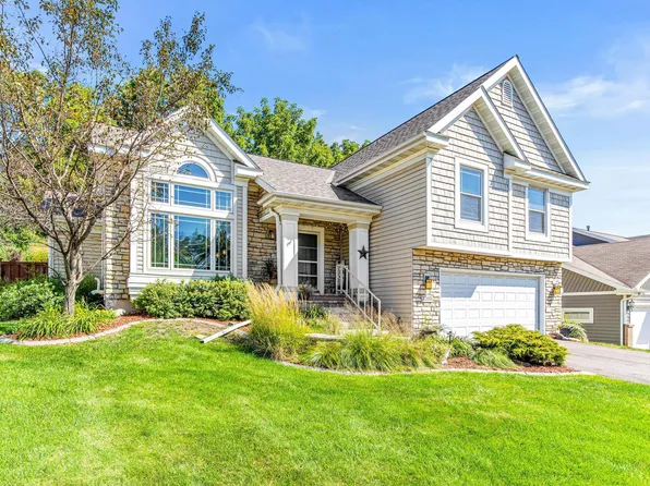 2269 Nebraska Ave E, Maplewood, MN 55119