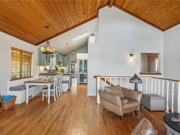 9201 Grundy Ln, Chatsworth, CA 91311