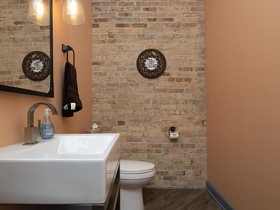 5th image of 200 Prairie St #Penthouse