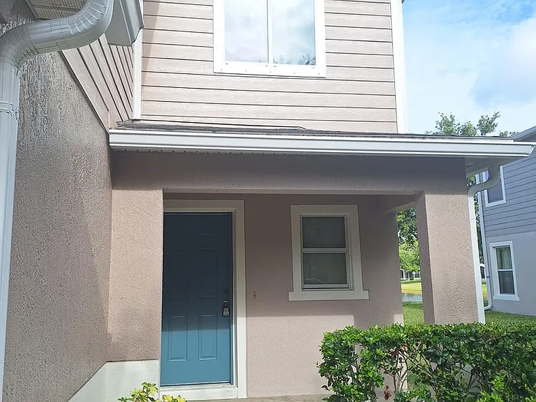 550 Mount Olympus Blvd #2 — Photo 2