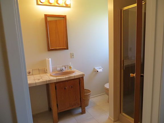3rd image of 11646 Elmhurst Dr