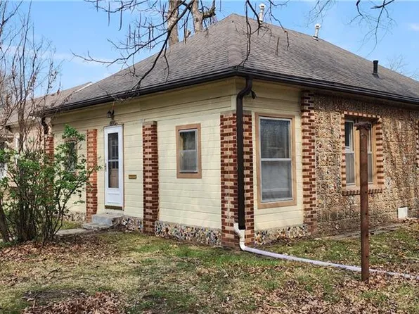 1304 N Smelter St, Pittsburg, KS 66762