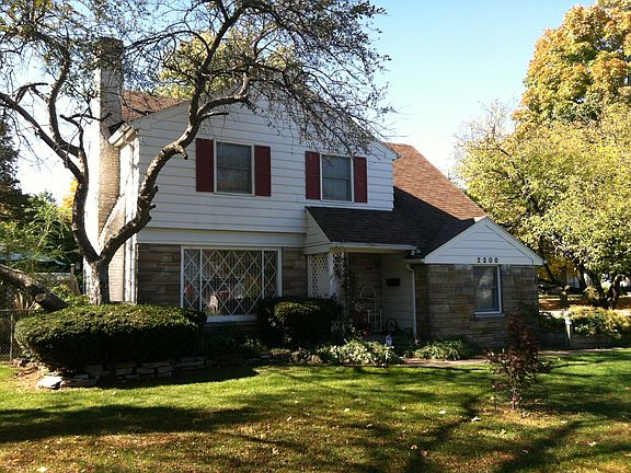 3rd image of 2200 Boston Blvd
