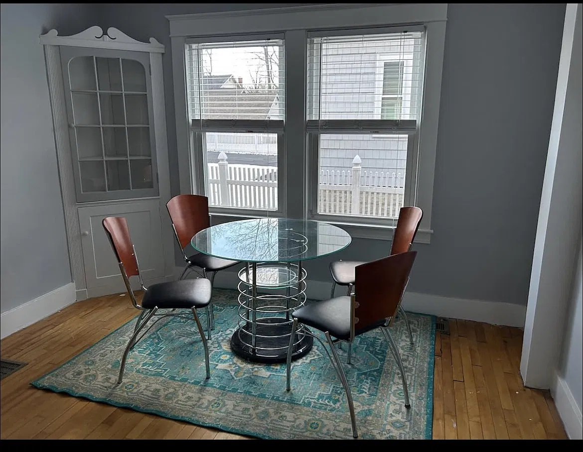2 bed, 1100 sqft, $2,600 — Photo 4