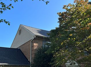 9905 Doubletree Ct, Potomac, MD 20854