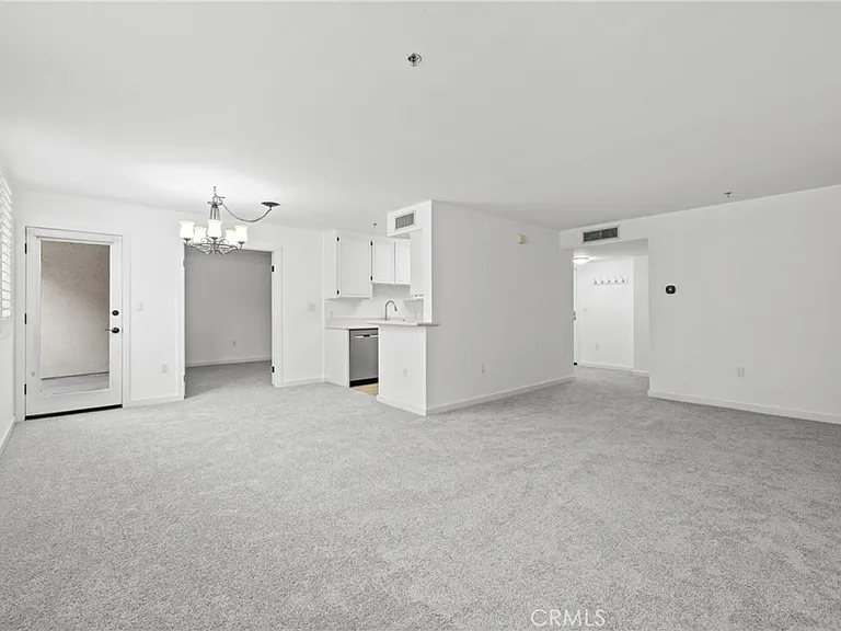4501 Cedros Ave — Photo 10