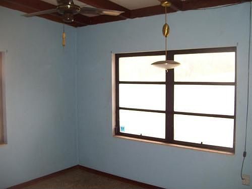 4th image of 718 Druid St