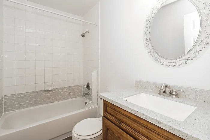1206 Caraquet Dr — Photo 16