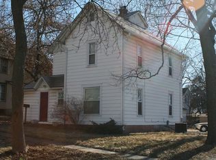 410 W 3rd St, Maryville, MO 64468