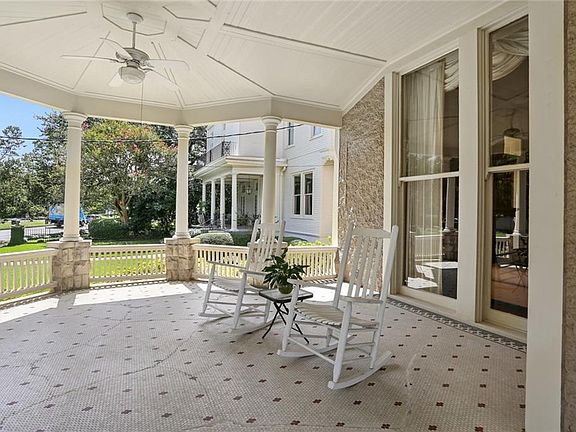 4th image of 6020 Saint Charles Ave