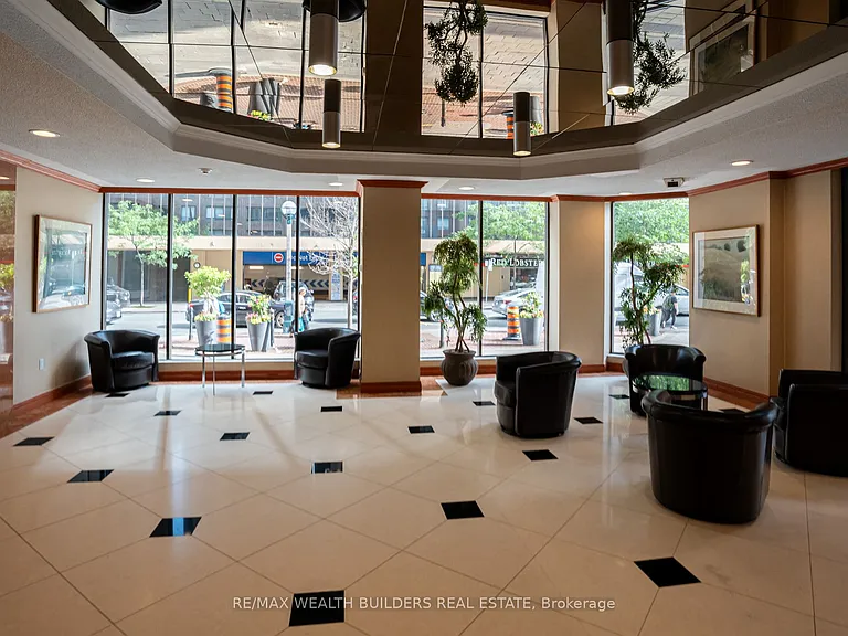 633 Bay St #803 — Photo 9