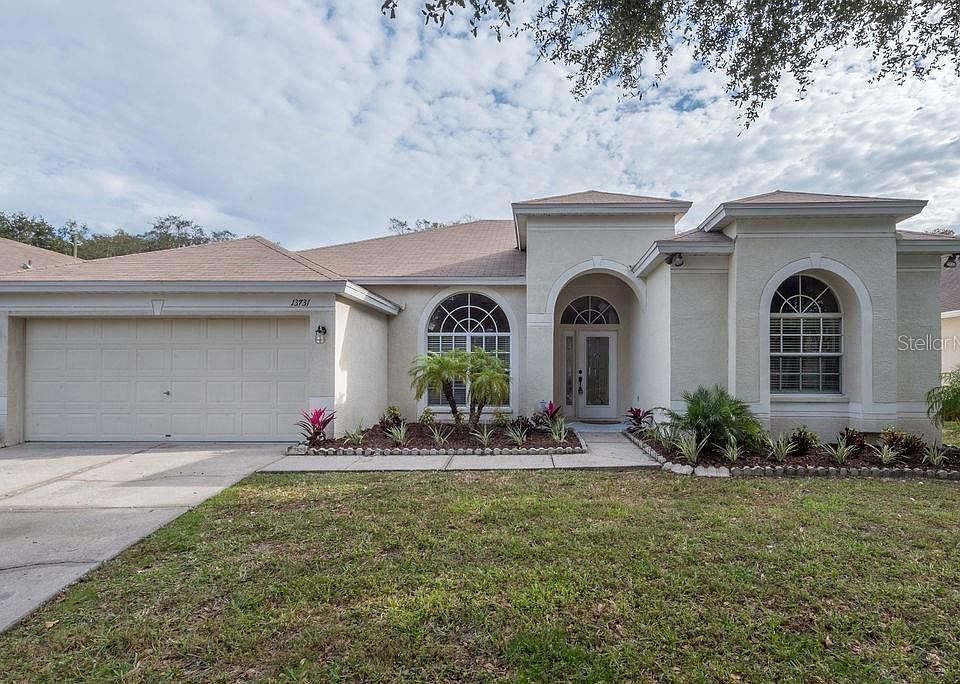1st image of 13731 Antler Point Dr