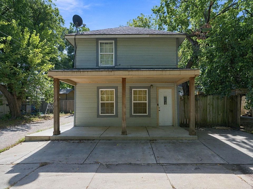 1st image of 317 W 12th St N