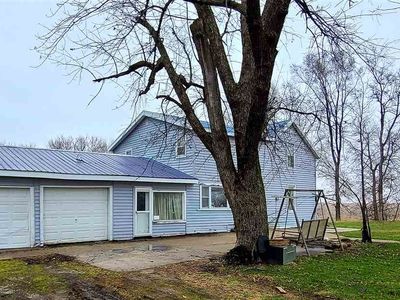 1765 Lawrence Ave, Independence, IA, 50644