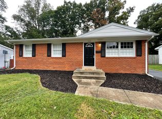 4140 Granby Rd, Woodbridge, VA 22193