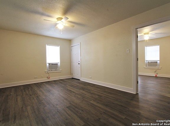5th image of 133 Claremont Ave APT 2